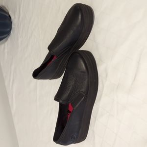 Skechers Leather Slip Resistant Shoes sz 9.5